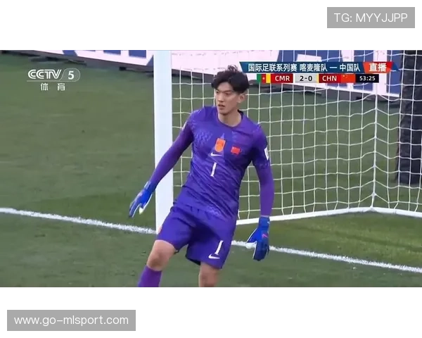 颜骏凌连续扑出近距离抽射，展现顶级反应